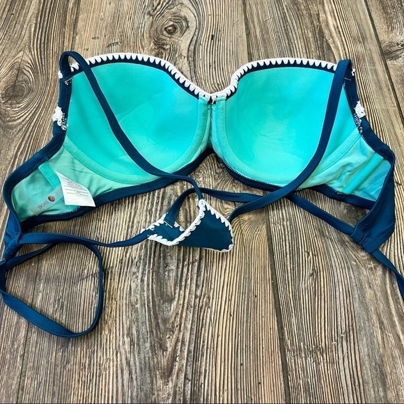 SHADE & Shore Bikini Top Blue Lace Strappy Underwire NWOT - Picture 6 of 8